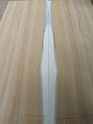 Custom Gitarrenbau aus Eibe - Step by Step